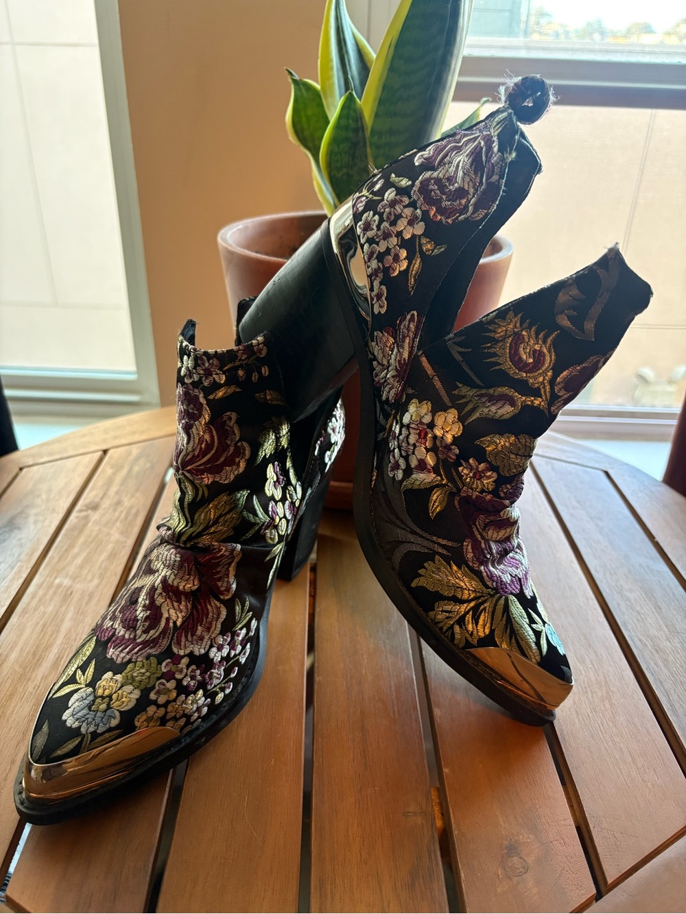 Jeffrey Campbell Black Embroidered Floral Pointed Toe Ankle Boots